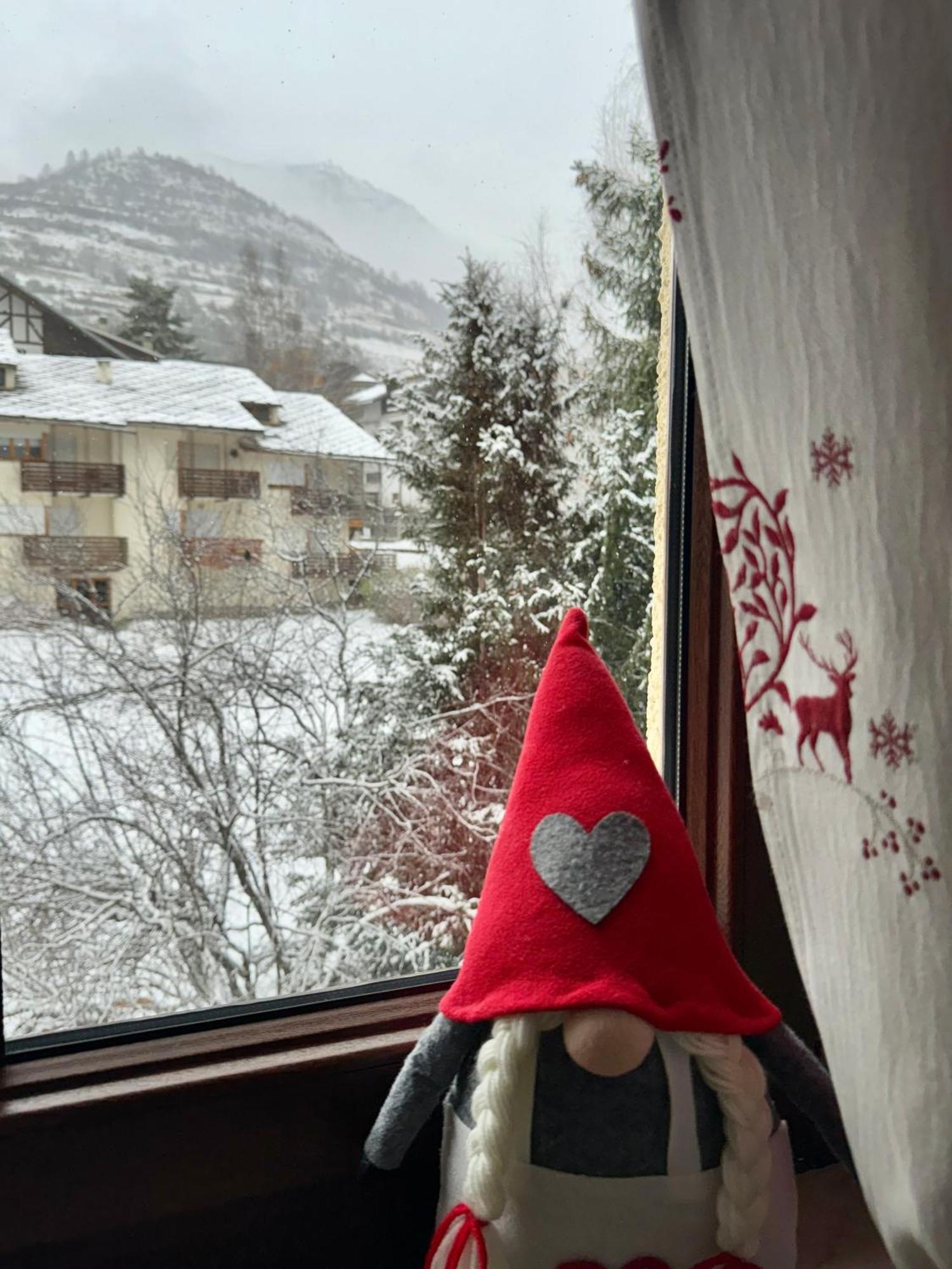 Gina'S Home - Appartamento Nel Cuore Di Bardonecchia Eksteriør billede