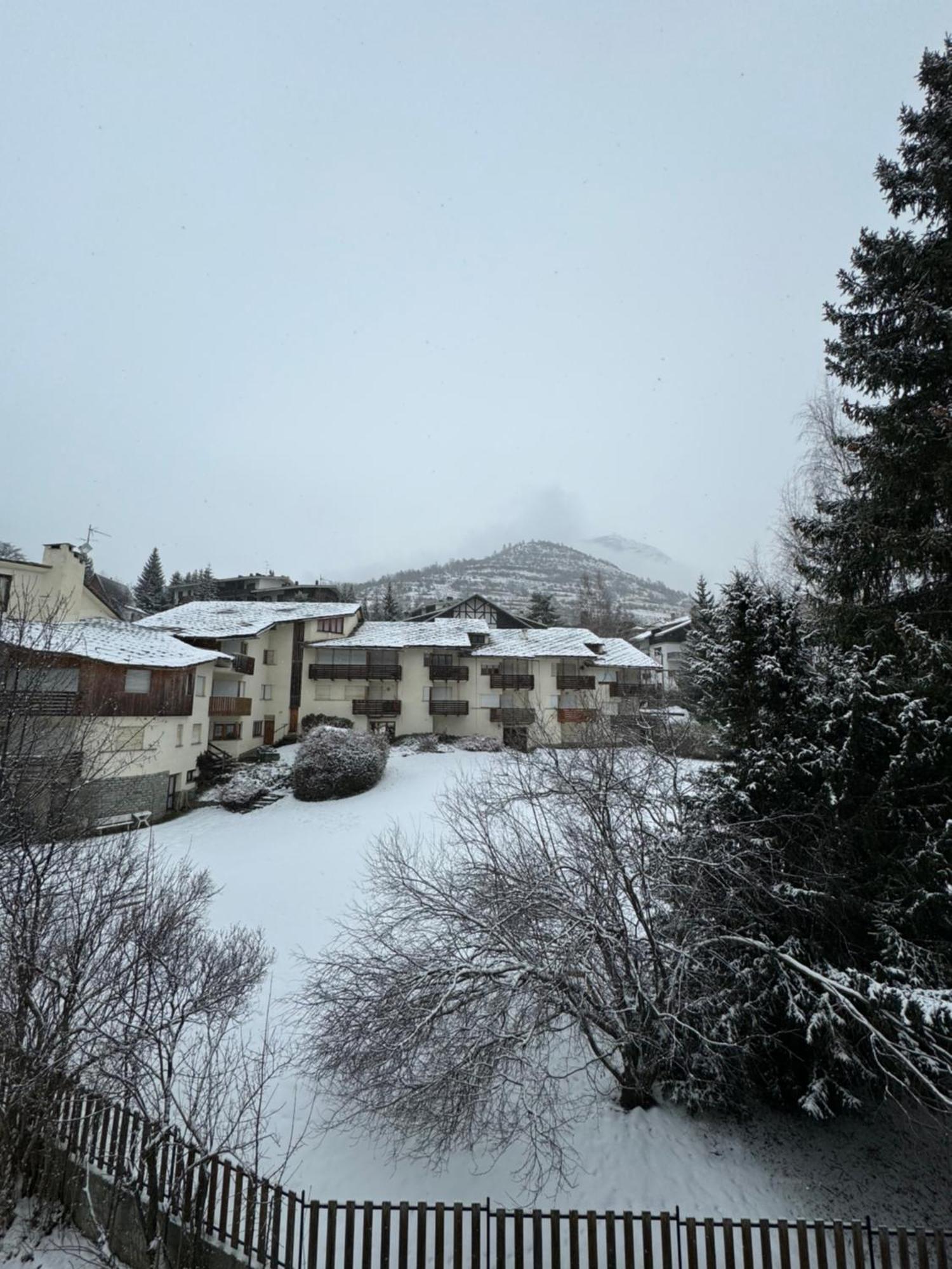 Gina'S Home - Appartamento Nel Cuore Di Bardonecchia Eksteriør billede